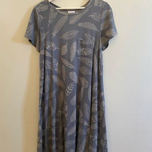LuLaRoe Carly Size M (Fits like XL)